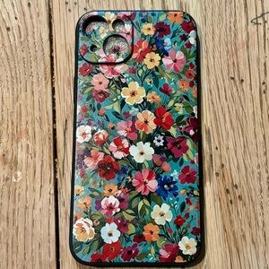 NWT iPhone 15 Plus cover